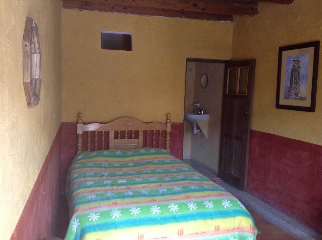 El Rincon Del Pintor Catorce Room photo